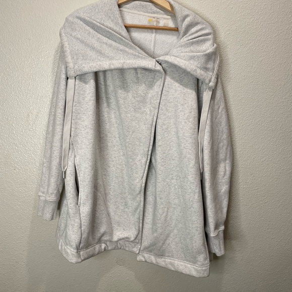 Zella Women's Shooting Star Drape Collar Open Front Gray Sweater Size Large - Picture 2 of 5